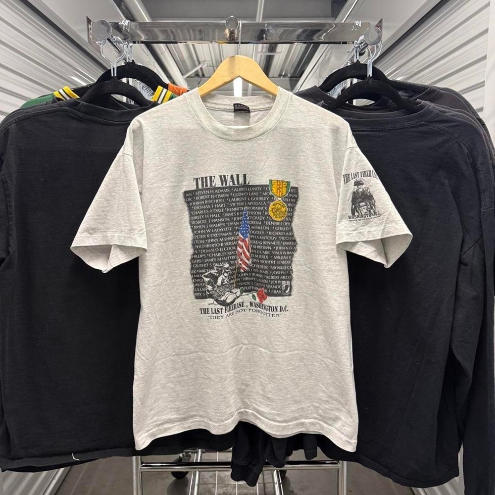 Crazy Vintage 80's/90's Vietnam War Wall Memorial Tee